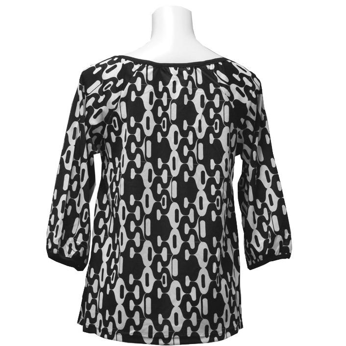 幾何学模様トップス